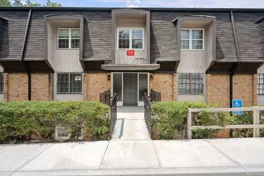 Main picture of 315 A Winding River Drive