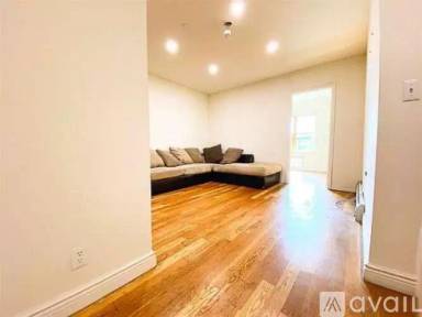 Main picture of 234 E 3rd St