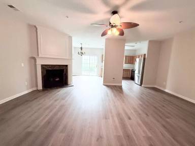 Main picture of 259 Azalea Cir