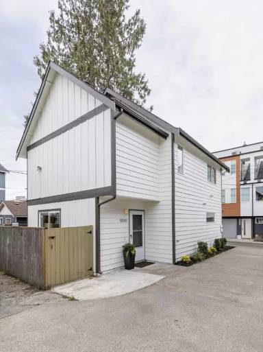 Main picture of 9041 17th Ave SW