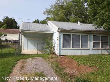 Main picture of 450 Wakeman Ct