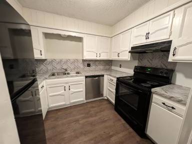 Main picture of 9903 E 21st Pl