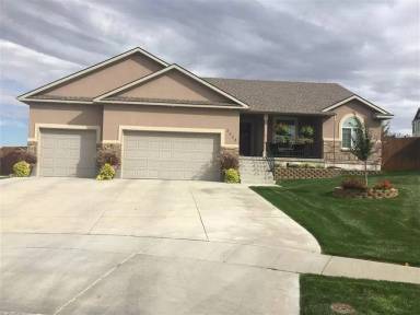 Main picture of 2552 Oneida St
