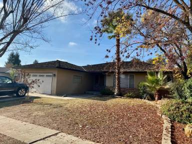 Main picture of 6515 N Orchard St
