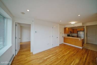 Main picture of 2552 Crescent St