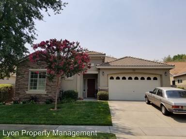 Main picture of 3102 Four Seasons Dr