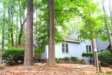 Main picture of 110 Carmichael Ct