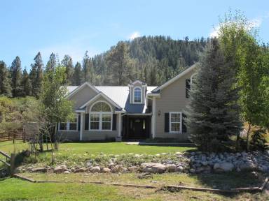 Main picture of 300 Little Bear Dr