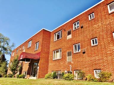 Main picture of 250 Laurel Ave