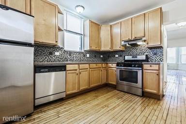Main picture of 3823 N Whipple St