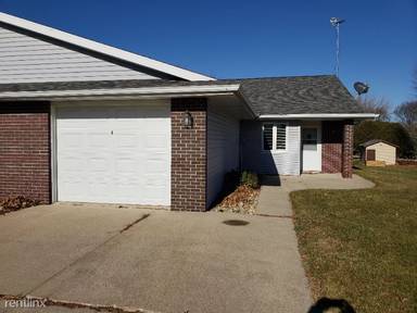 Main picture of 4 Pine Ridge Dr NE