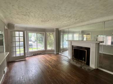 Main picture of 13574 Mansfield St