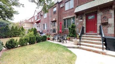Main picture of 6719 Exeter St