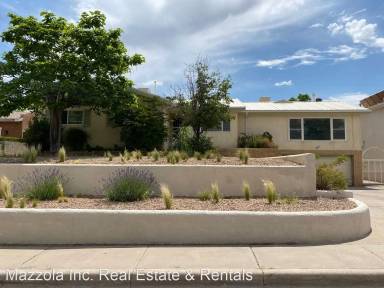 Main picture of 1612 Princeton Dr SE