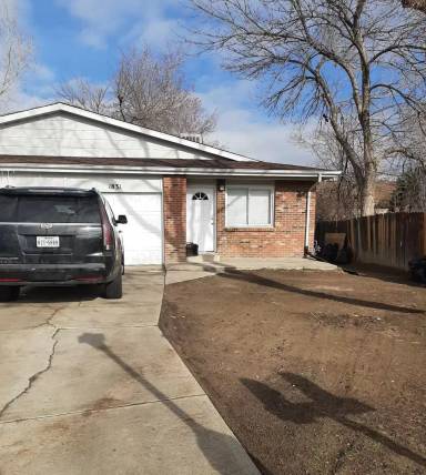 Main picture of 1823 Antero Dr