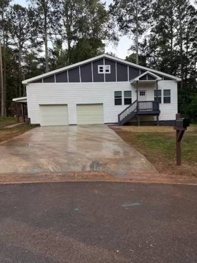 Main picture of 557 Handyman Ct