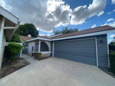 Main picture of 1341 E Vassar Dr