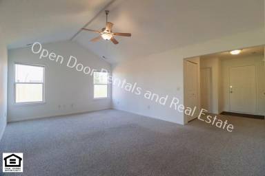 Main picture of 3014 Limerick Pl