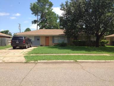 Main picture of 2611 Ormond Pl