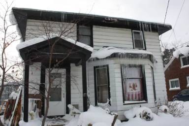 Main picture of 122 Dickinson St SW
