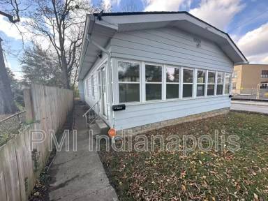 Main picture of 1504 S Randolph St