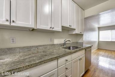 Main picture of 160 Pierce St