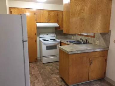 Main picture of 953 NW Portland Ave