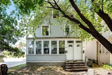 Main picture of 1088 14th Ave SE