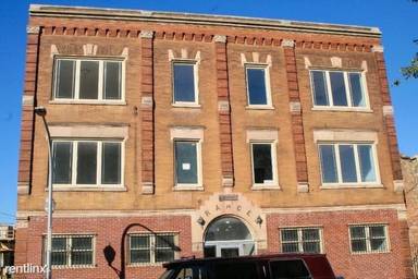 Main picture of 5108 S Calumet Ave