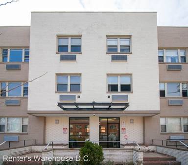 Main picture of 738 Longfellow St NW