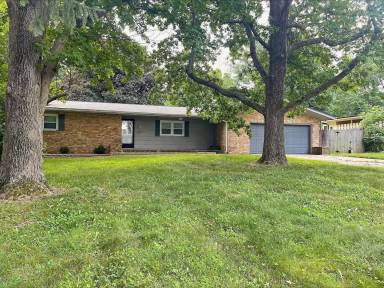 Main picture of 2858 E Eastmoor Dr