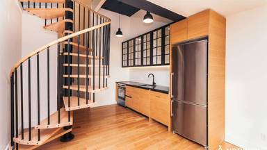Main picture of 783 Knickerbocker Ave