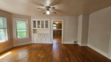 Main picture of 324 S 7th Ave