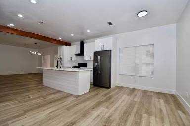 Main picture of 9312 Canyon Shadows Ln