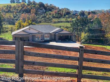 Main picture of 602 N Holston River Dr