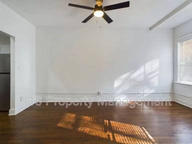 Main picture of 1108 E 40th St