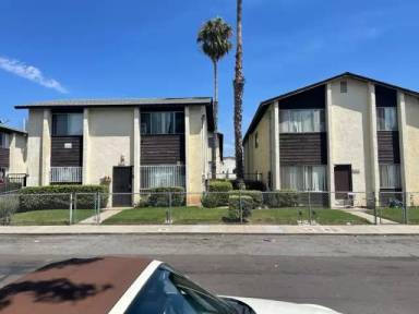 Main picture of 344 S Willie James Jones Ave
