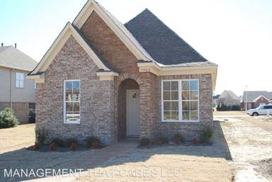 Main picture of 7923 Lowrance Rd