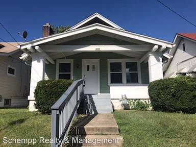 Main picture of 306 S 43rd St