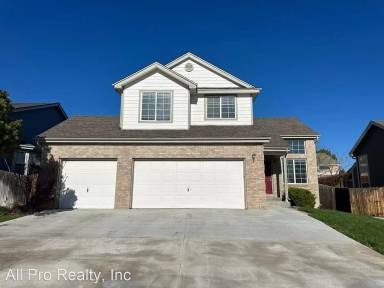 Main picture of 2427 S Halifax Way