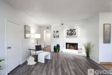 Main picture of 3861 Basilone St