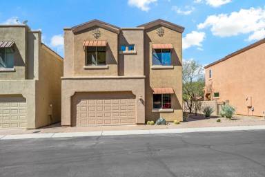 Main picture of 4261 N Golden Ridge Ln