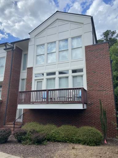 Main picture of 801 The Village Cir