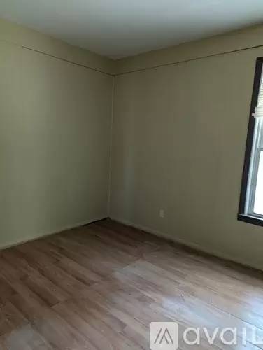 Main picture of 1419 Conkling Ave