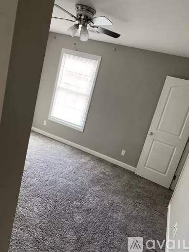 Main picture of 1401 Stadium View Dr