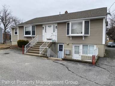 Main picture of 1692 Memorial Dr