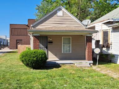 Main picture of 2931 Virginia Ave