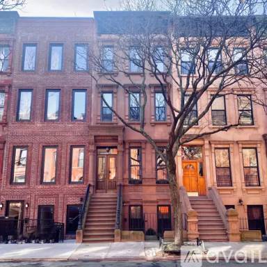 Main picture of 244 W 132nd St