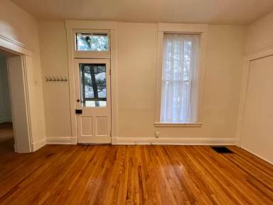 Main picture of 817 Washington Ave