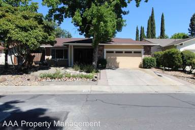 Main picture of 1059 Fox Meadow Way